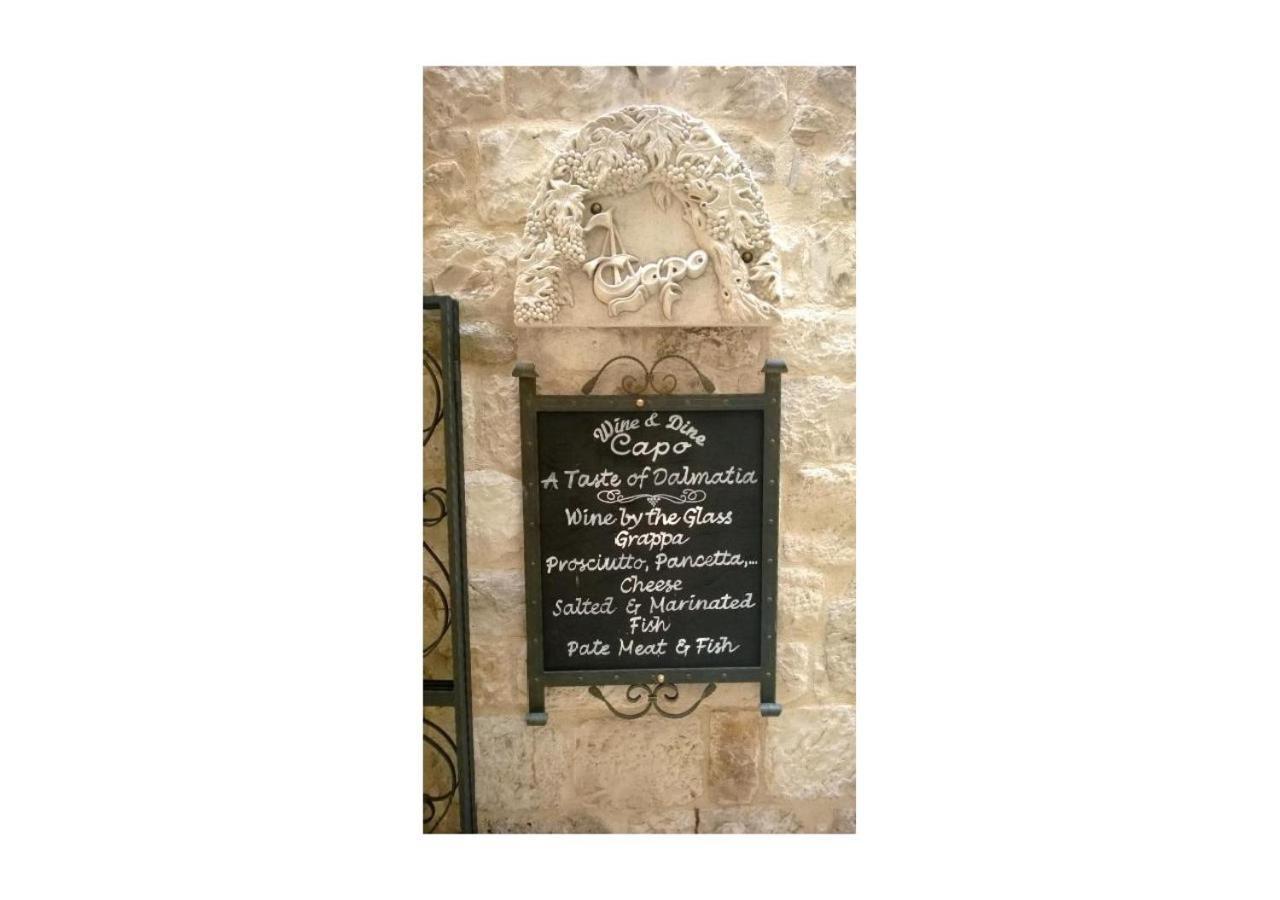 Apartment Capo Family & Capo Studio -Old Town-Parking Trogir Exterior photo